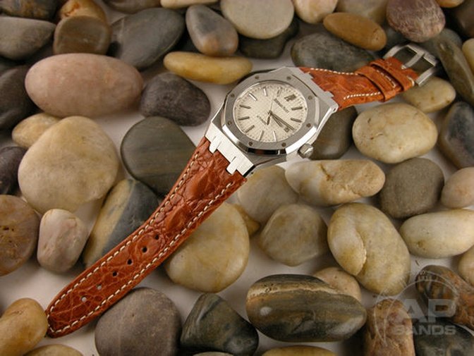 Particolare Capolavoro Light Brown Hornback Crocodile Leather
