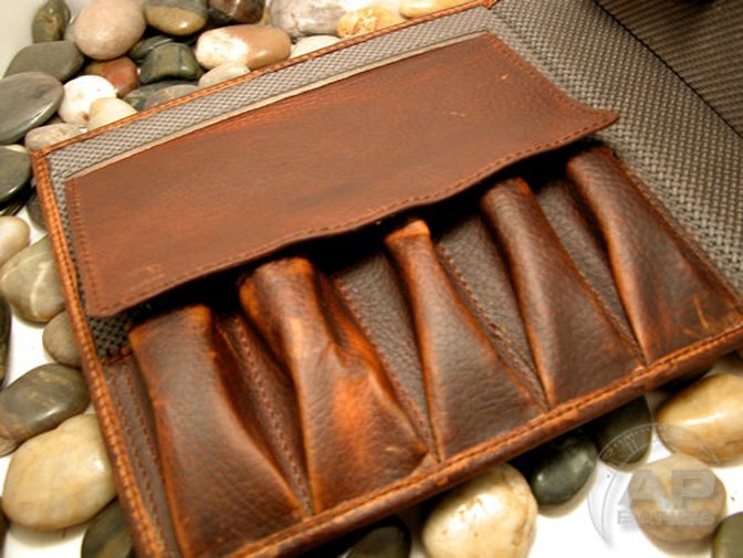 AP Bands Strap and Tool Carrying Storage Case In Oil Pull Up Brown Lea